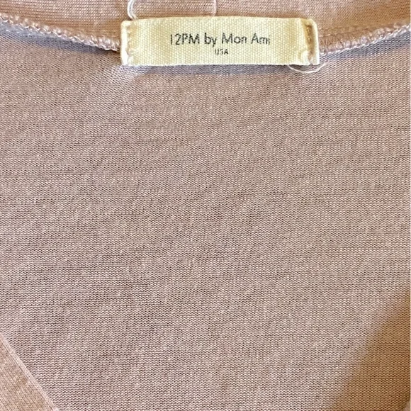 12PM by Mon Ami Long Sleeve, Tie Bottom Shirt, Size M - Picture 4 of 4